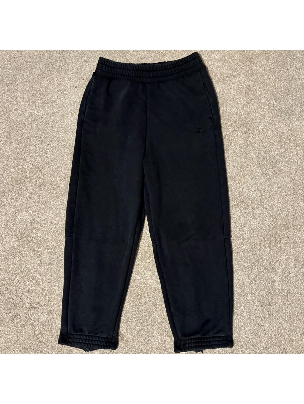 ADIDAS Premium Originals Womens Capri Cropped Sweatpants Joggers Black, Sz S